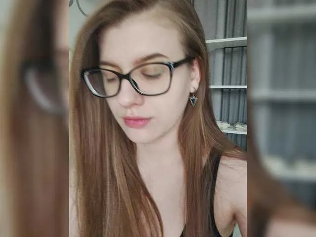 Live sex webcam photo for lilitgame #273483989