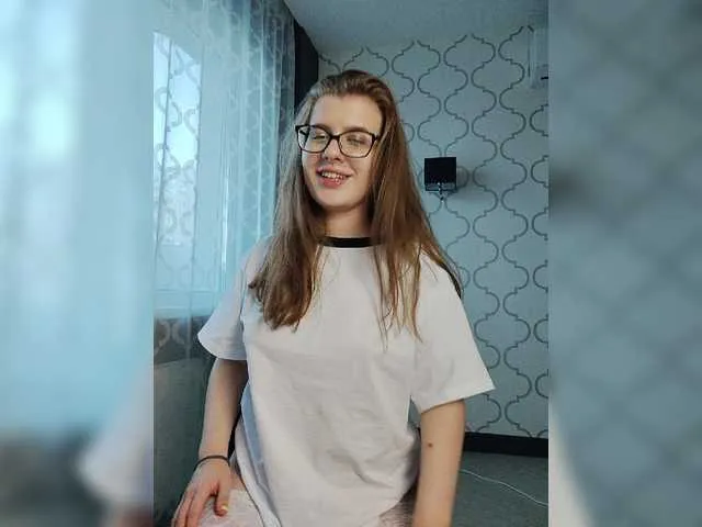 Live sex webcam photo for lilitgame #273814377