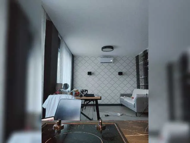 Live sex webcam photo for lilitgame #273949698