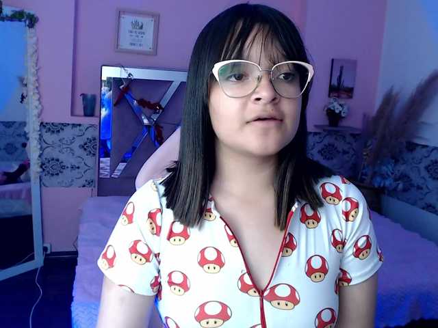 Live sex webcam photo for lilith-tay #276083387