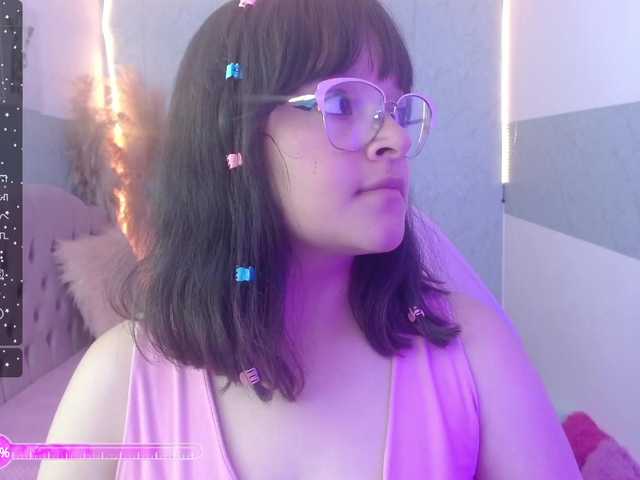 Live sex webcam photo for lilith-tay #276173050