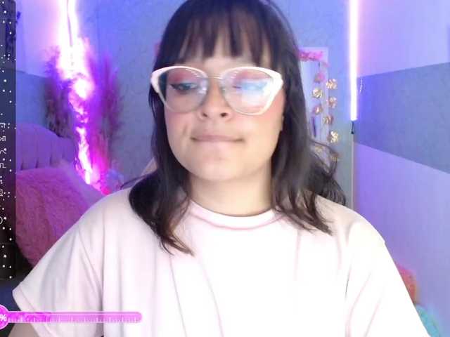 Live sex webcam photo for lilith-tay #276180858