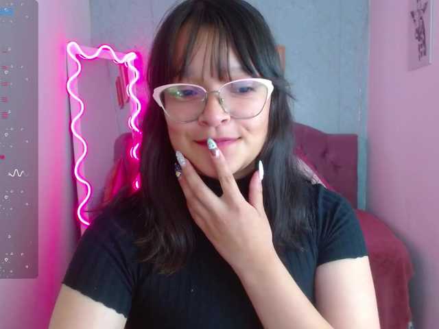 Live sex webcam photo for lilith-tay #276778283