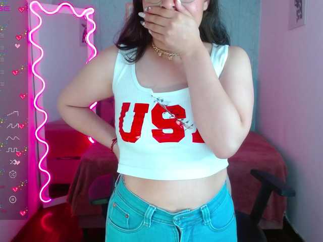 Live sex webcam photo for lilith-tay #276785262