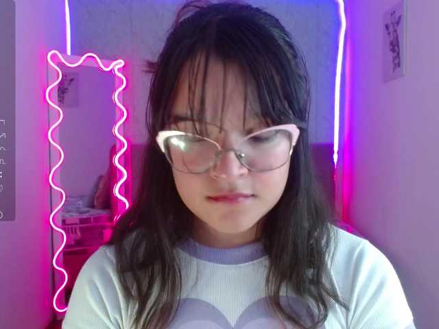 Live sex webcam photo for lilith-tay #276820201