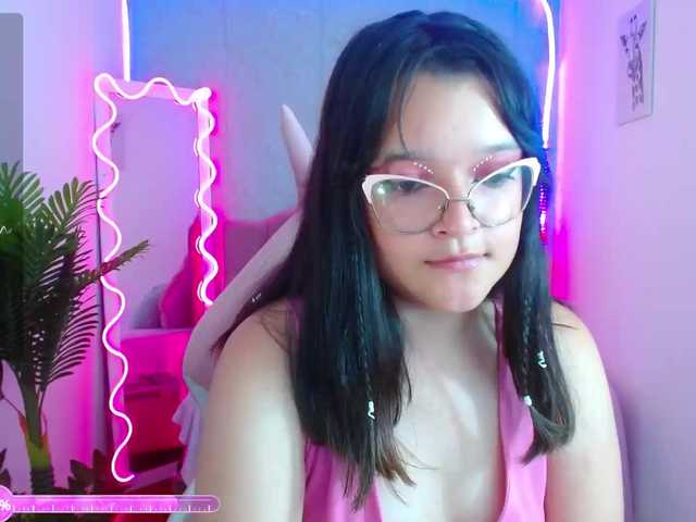 Live sex webcam photo for lilith-tay #277073265