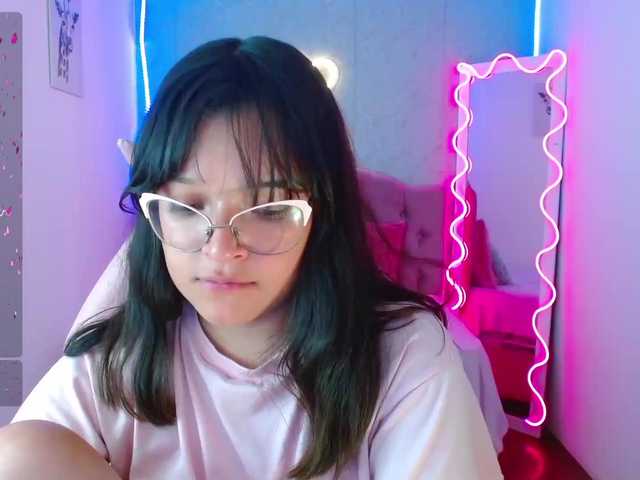 Live sex webcam photo for lilith-tay #277113873