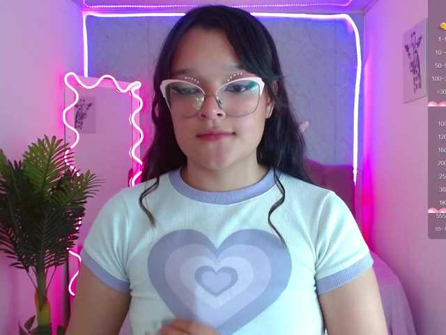 Live sex webcam photo for lilith-tay #277161528