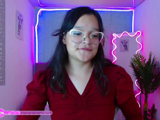 Live sex webcam photo for lilith-tay #277314232