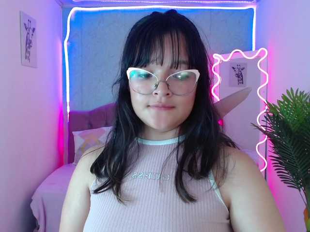 Live sex webcam photo for lilith-tay #277432257