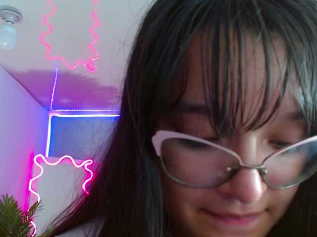 Live sex webcam photo for lilith-tay #277532508