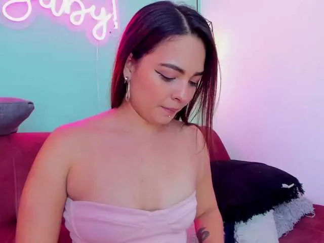 Live sex webcam photo for lilith-white #271886464