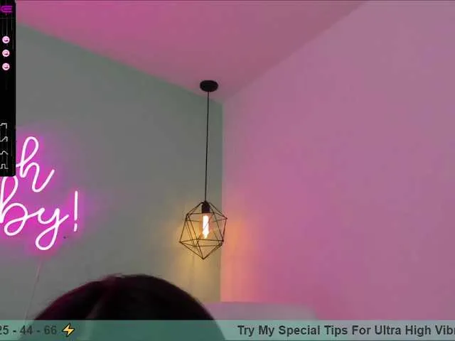 Live sex webcam photo for lilith-white #272933499