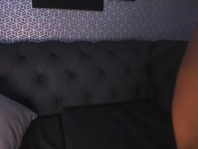 Live sex webcam photo for lilith-white #273274362