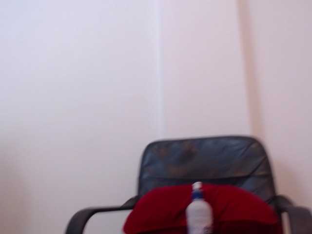 Live sex webcam photo for lillyhot-1 #272174974