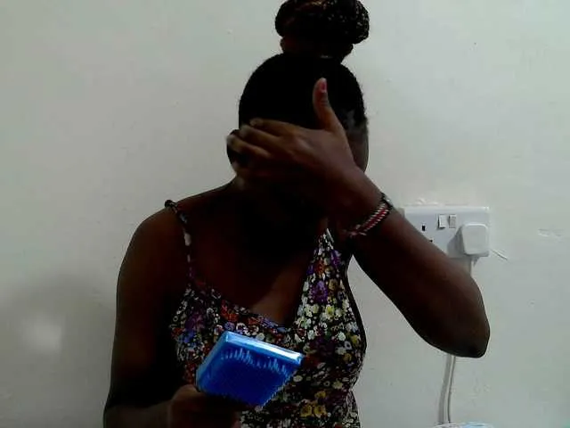Live sex webcam photo for lilqueen1 #291422943