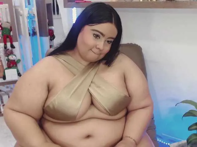 Live sex webcam photo for lily-hot18 #271949459