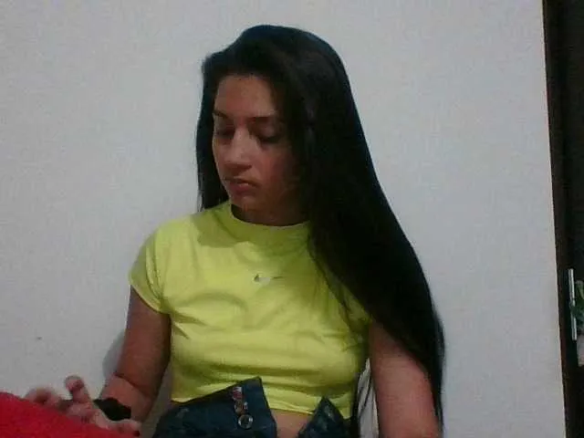 Live sex webcam photo for lily-xxx08 #277749122