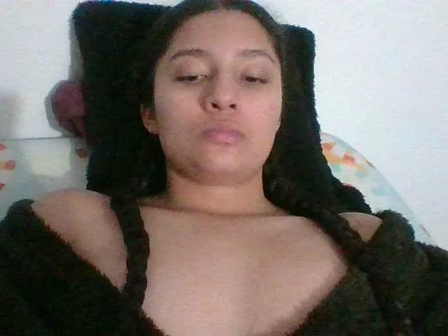 Live sex webcam photo for lily-xxx08 #277775296
