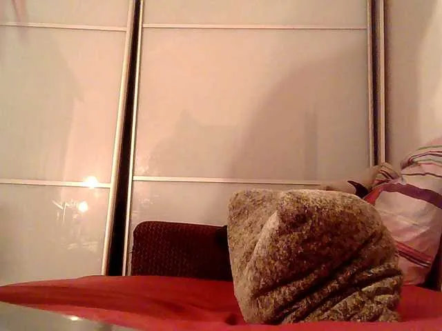 Live sex webcam photo for lily133 #291624644