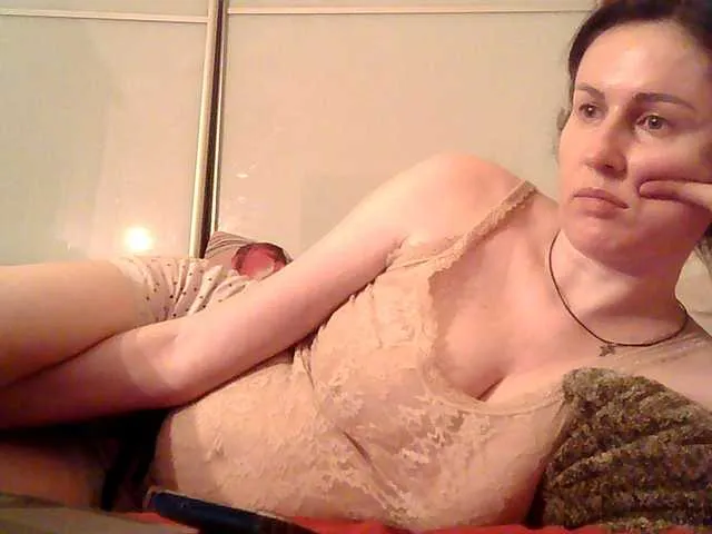 Live sex webcam photo for lily133 #291664826