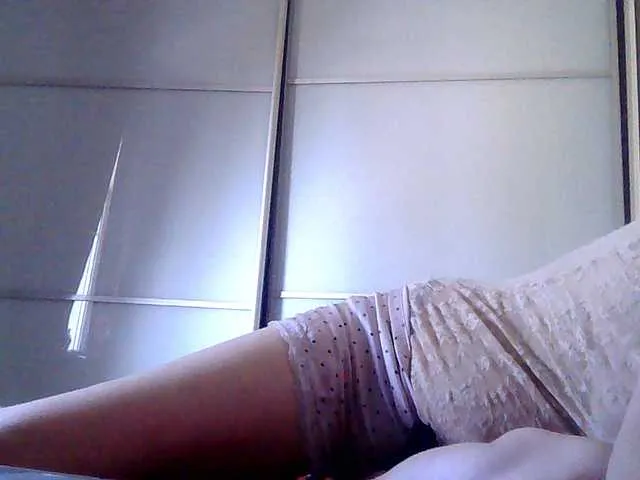 Live sex webcam photo for lily133 #291700952