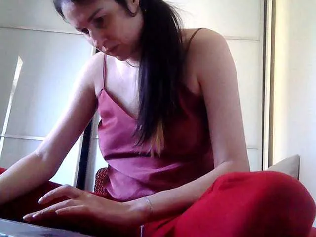 Live sex webcam photo for lily133 #291866312