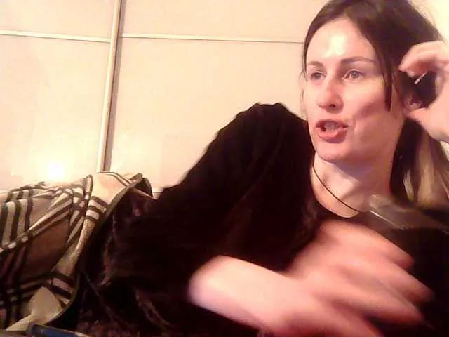 Live sex webcam photo for lily133 #291989266