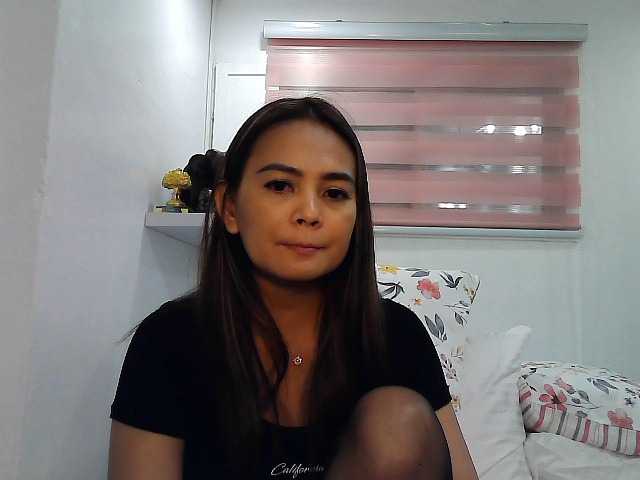 Live sex webcam photo for lilymaepinay #275439147