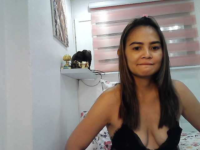 Live sex webcam photo for lilymaepinay #276042859