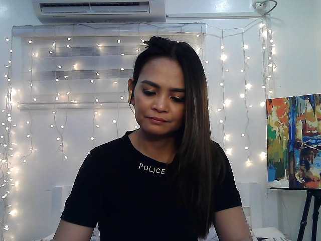 Live sex webcam photo for lilymaepinay #277206727