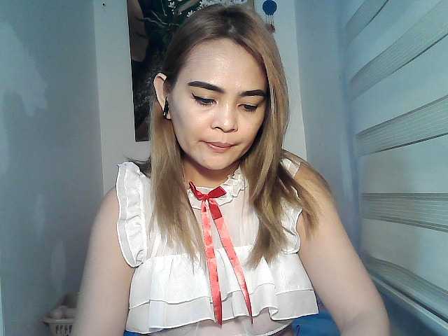 Live sex webcam photo for lilymaepinay #290677694