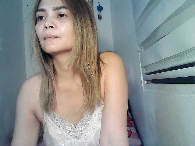 Live sex webcam photo for lilymaepinay #290733946