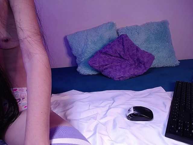 Live sex webcam photo for lilyssanchez #274444204