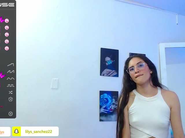 Live sex webcam photo for lilyssanchez #275565948