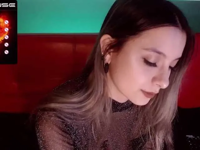 Live sex webcam photo for lilythmystic #272440091