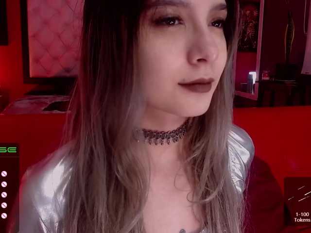 Live sex webcam photo for lilythmystic #272955531