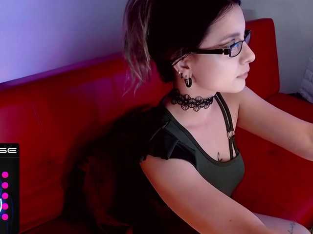 Live sex webcam photo for lilythmystic #273690819