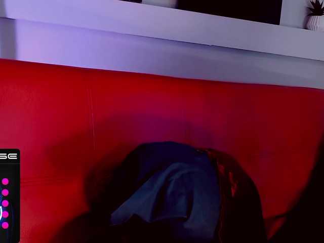 Live sex webcam photo for lilythmystic #273706028