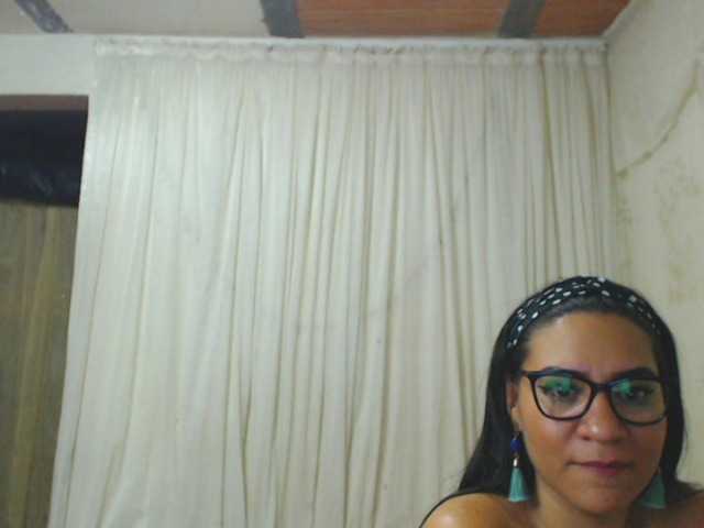 Live sex webcam photo for linaconde #273618814