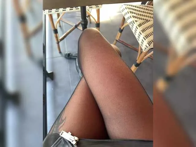 Live sex webcam photo for linahelen #292300284