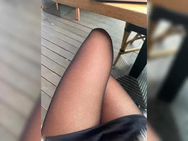 Live sex webcam photo for linahelen #292382041