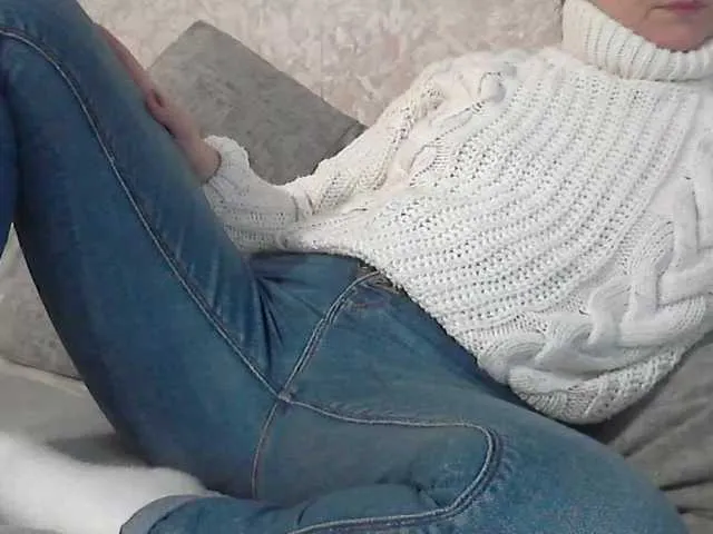 Live sex webcam photo for linaisabella #292335406