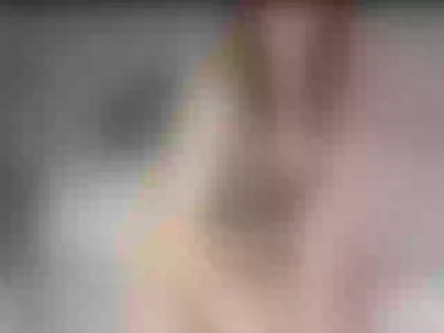 Live sex webcam photo for linalatini #275527766