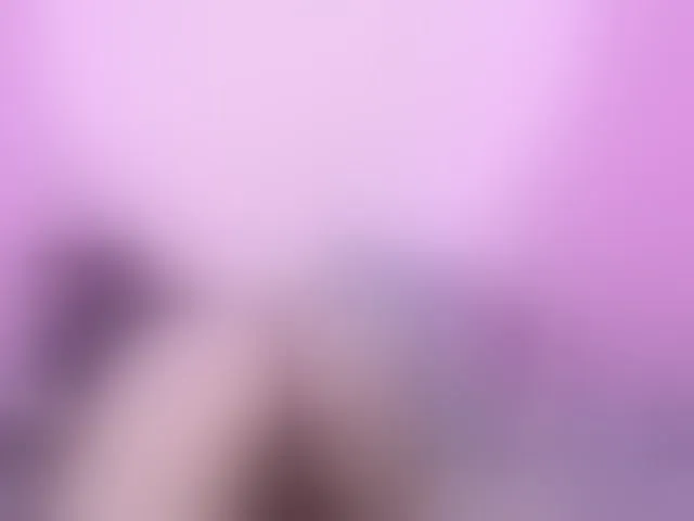 Live sex webcam photo for linamillan1 #275716593