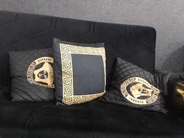 Live sex webcam photo for linawhite2 #291263827