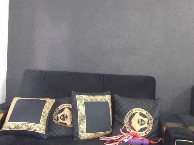 Live sex webcam photo for linawhite2 #291272483