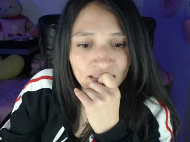Live sex webcam photo for linda-cataleya #276658463
