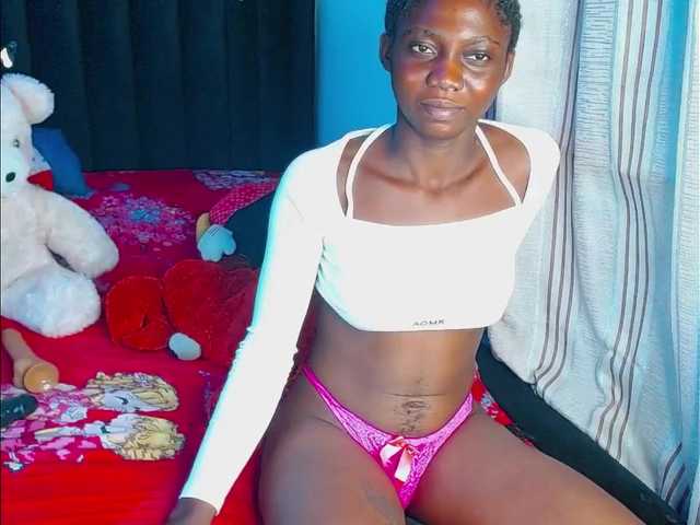 Live sex webcam photo for linda-kali #275564175