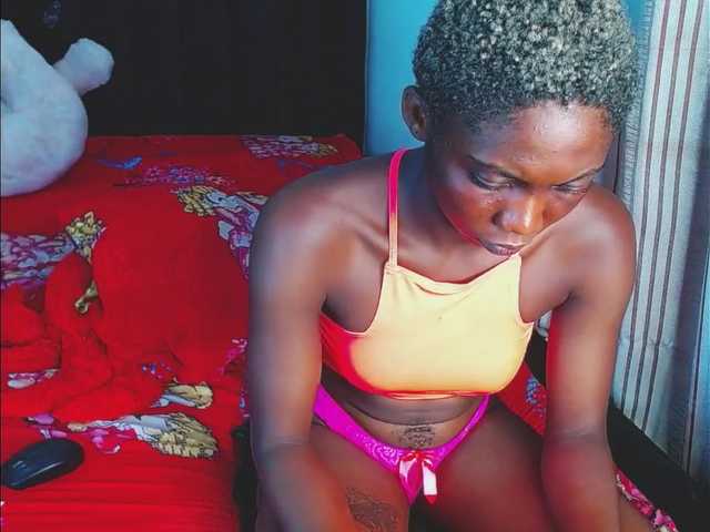 Live sex webcam photo for linda-kali #275568634